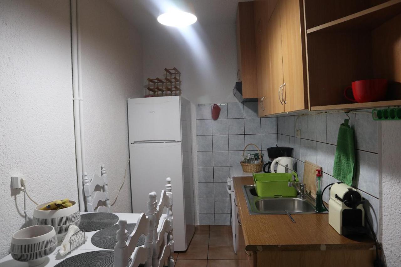 Dimos Suite Арахова Экстерьер фото